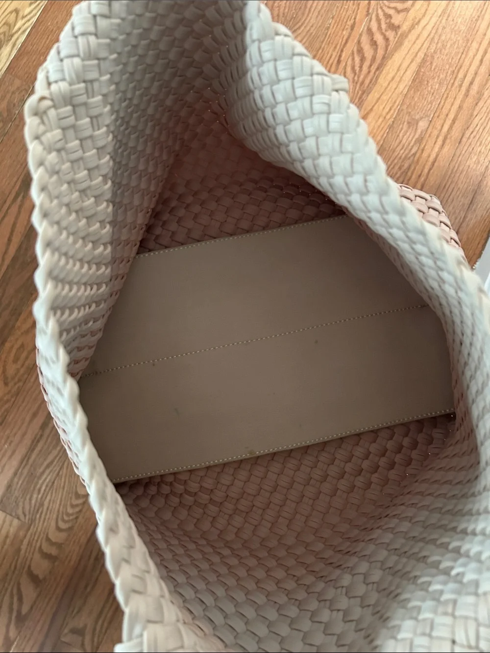 NAGHEDI woven tote bag in Blush Pink and Sand ombré - Picture 3 of 6